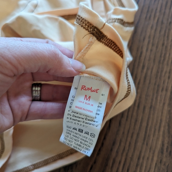 SHEIN Skeleton & Horse Print Top-stitching Tank Crop Top Size M - Picture 7 of 7